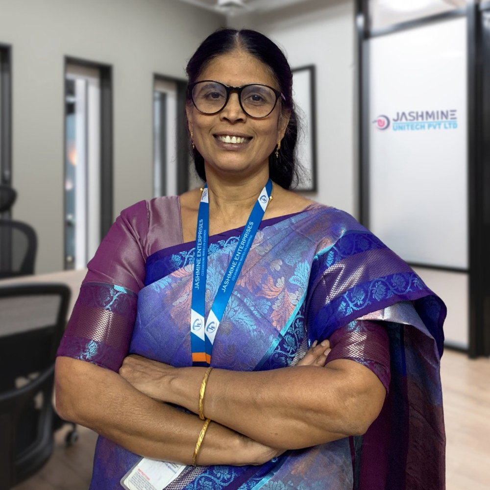 Managing director Na..._imresizer